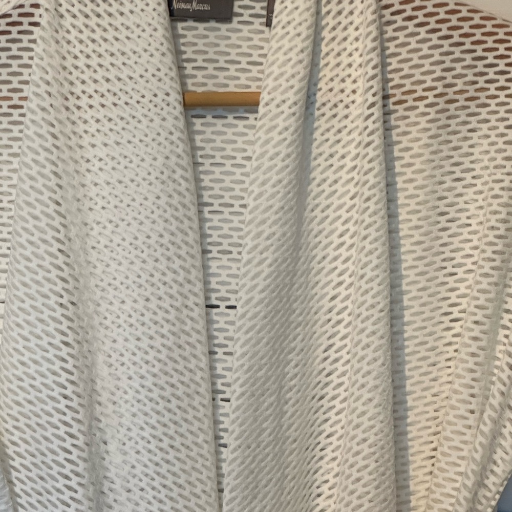 Solid White, Neiman Marcus Polyester Belted Eyele… - image 4